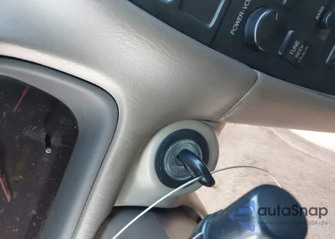 1999 Lexus Es 300 from USA, damaged, VIN JT8BF28G0X0201412